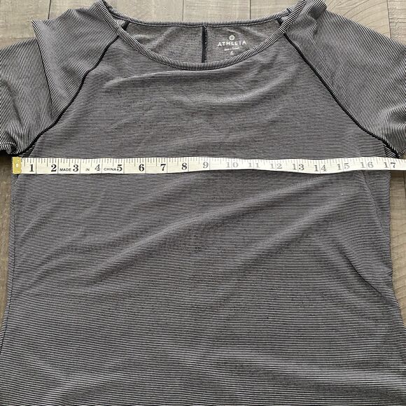 Athleta Black White Micro Stripe Shanti Long Sleeve Athleisure Top Shirt Size S‎ - Picture 10 of 16